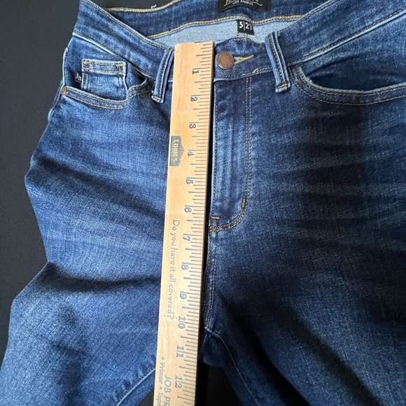 JUDY BLUE CLASSIC SLIM FIT JEANS  MEDIUM BLUE. GREAT CONDITION SIZE 5/27 - Picture 9 of 16